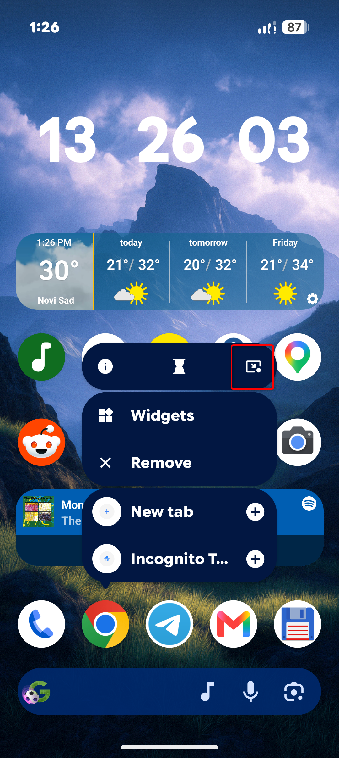 The long press app icon menu showing the option to open the app as a bubble.
