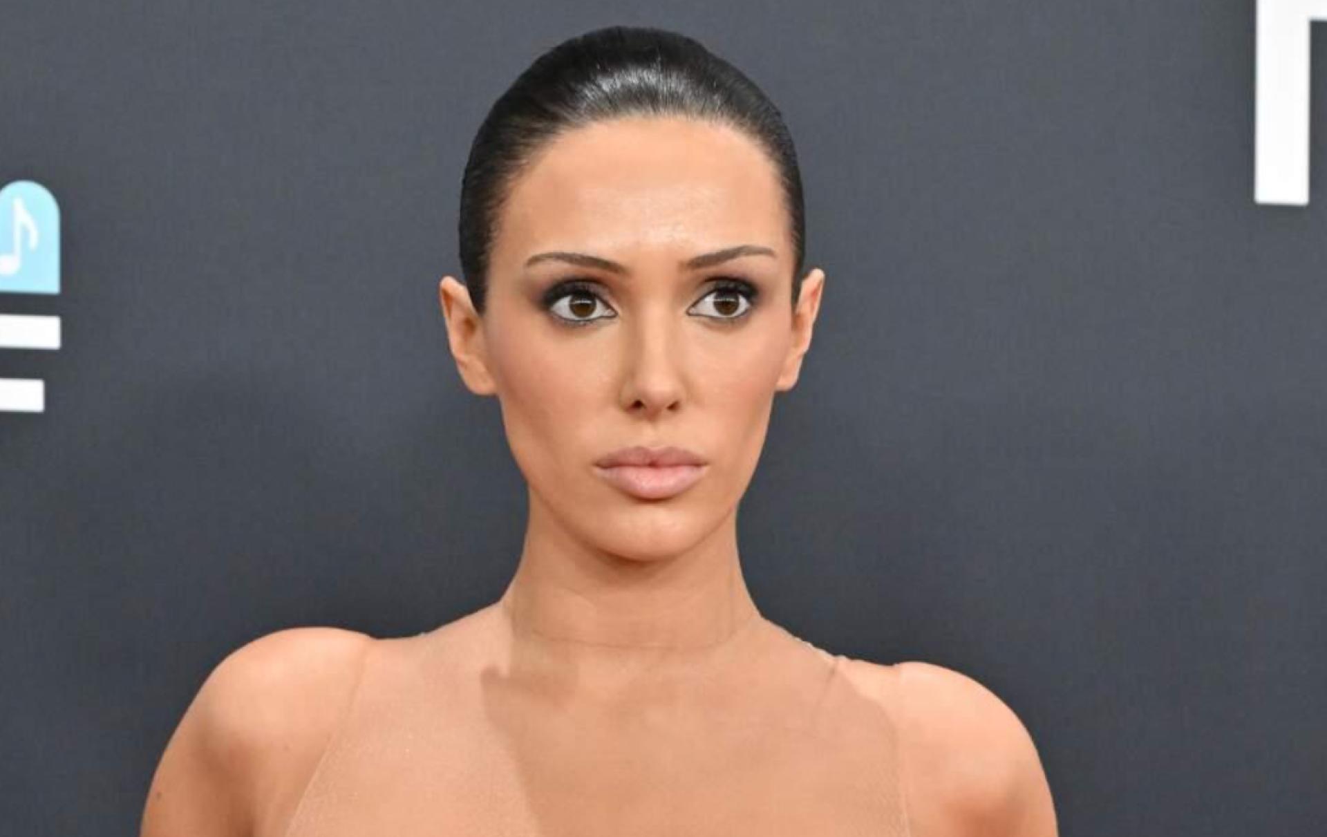 Bianca Censori shows a different side with new hairstyle and elegant black outfit