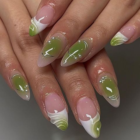 Peridot & Pearls