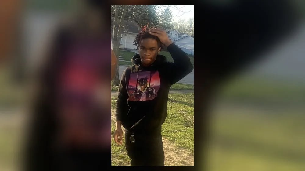 16-year-old accused of killing 2 teens takes plea deal