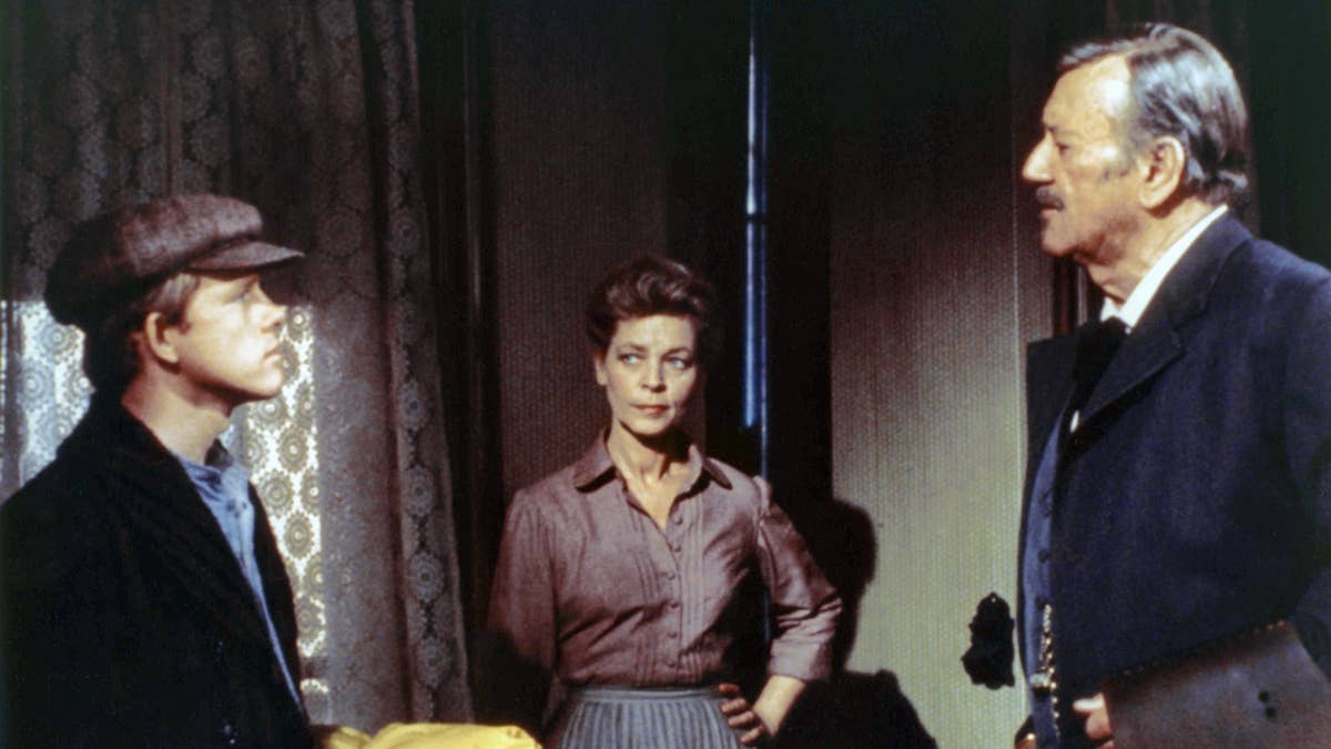 Ron Howard Recalls 'Intense' Atmosphere on Set of John Wayne's Final Film