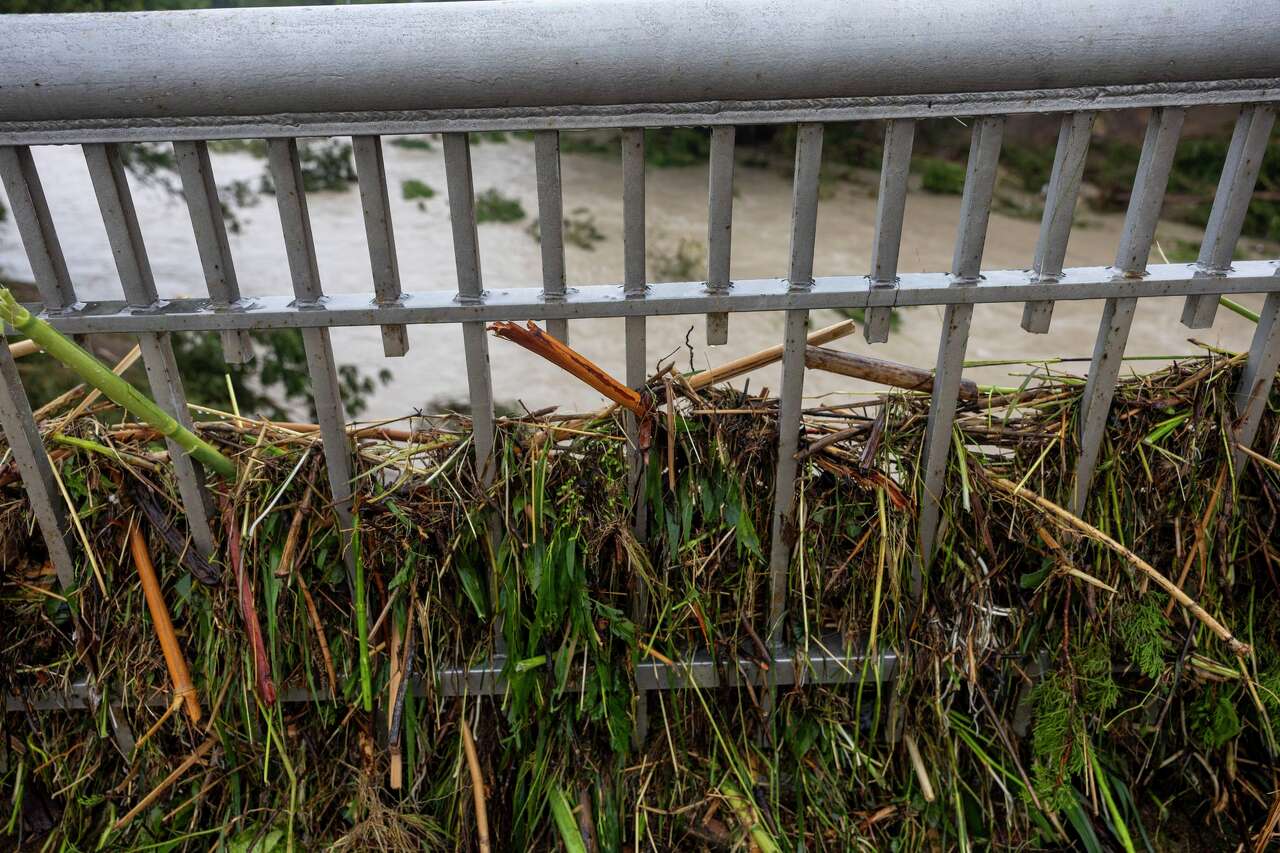 As flood cleanup continues, Kerrville warns of sewer line spill