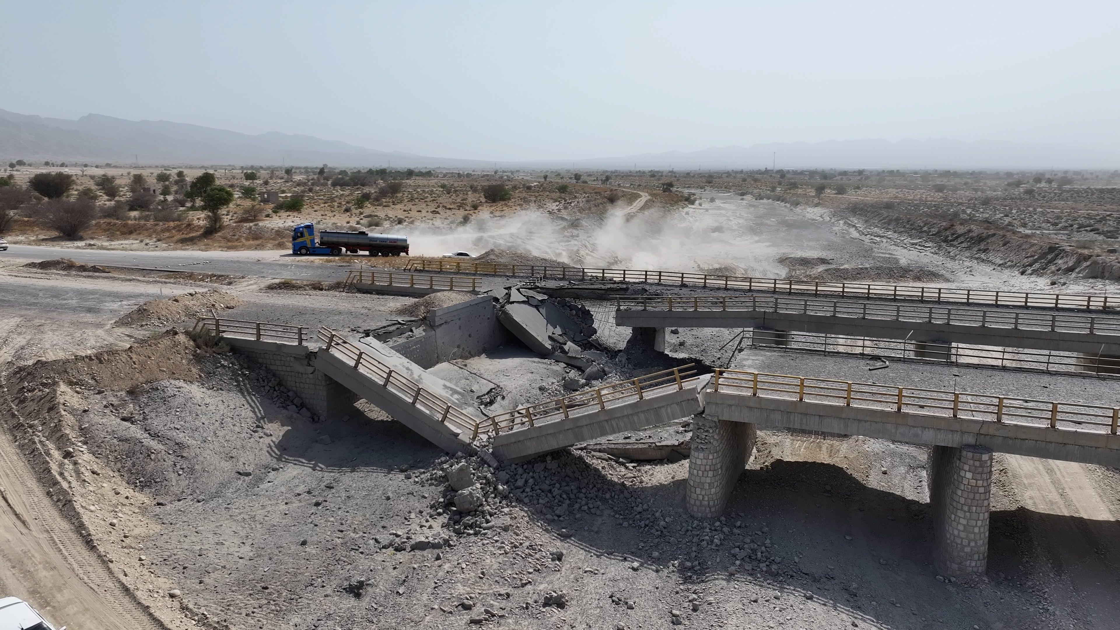 US strikes hit Iran for seventh consecutive night