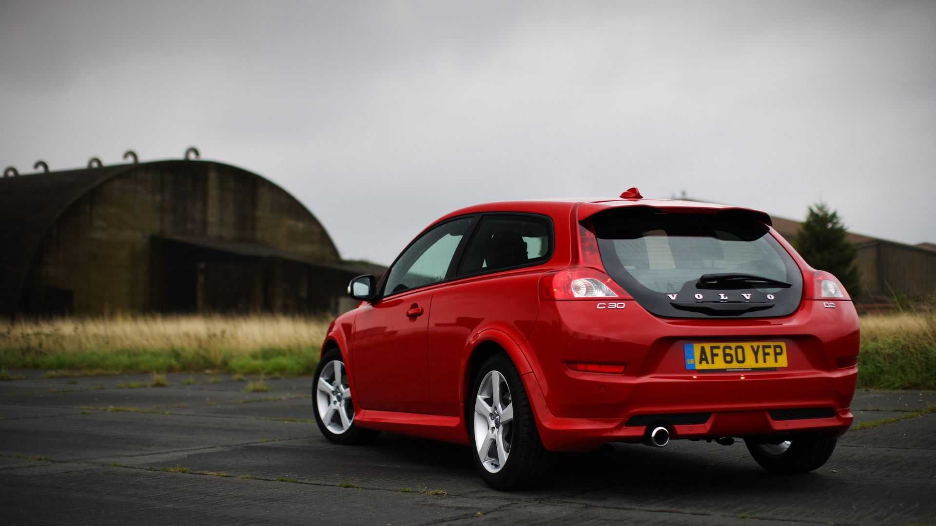 2011 Volvo C30 - rear 3/4 angle