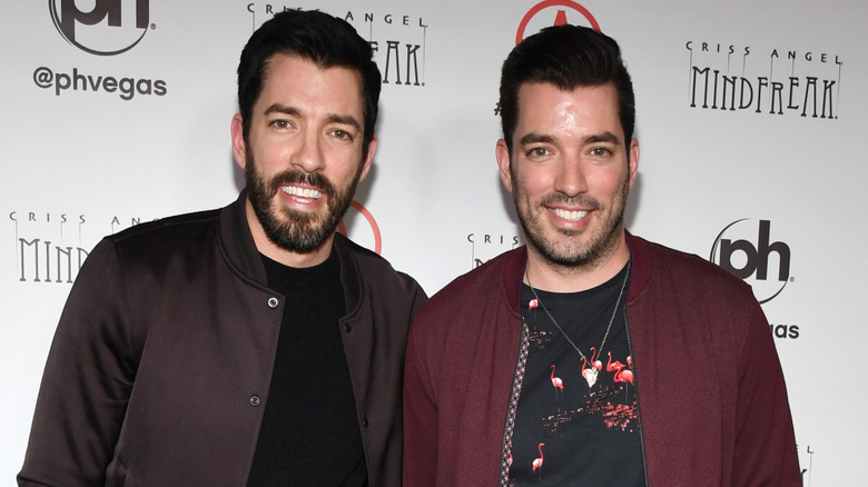 The Genius Way That HGTV's Property Brothers Keep Gravel In Place
