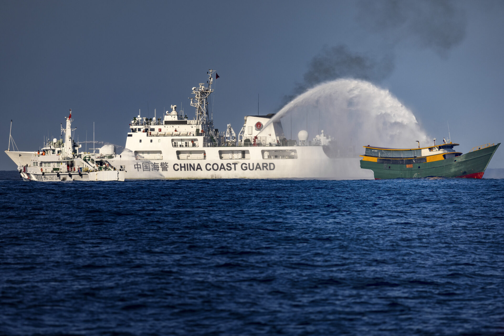 An incident in the South China Sea reignites tensions between Manila ...