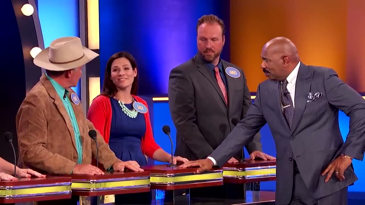 Sheriff Clint lays a rap on Steve Harvey!