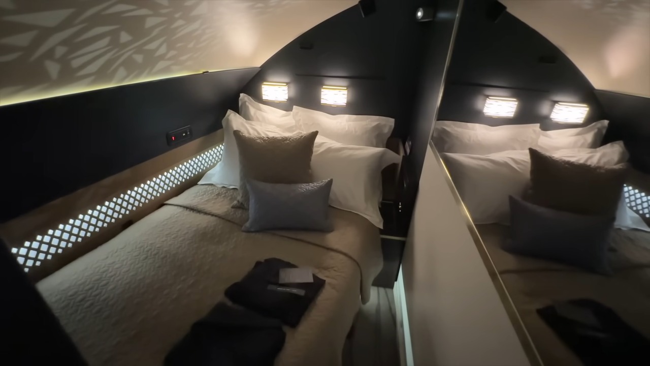 He paid $5,454 for first class then discovered a hidden three-room ...