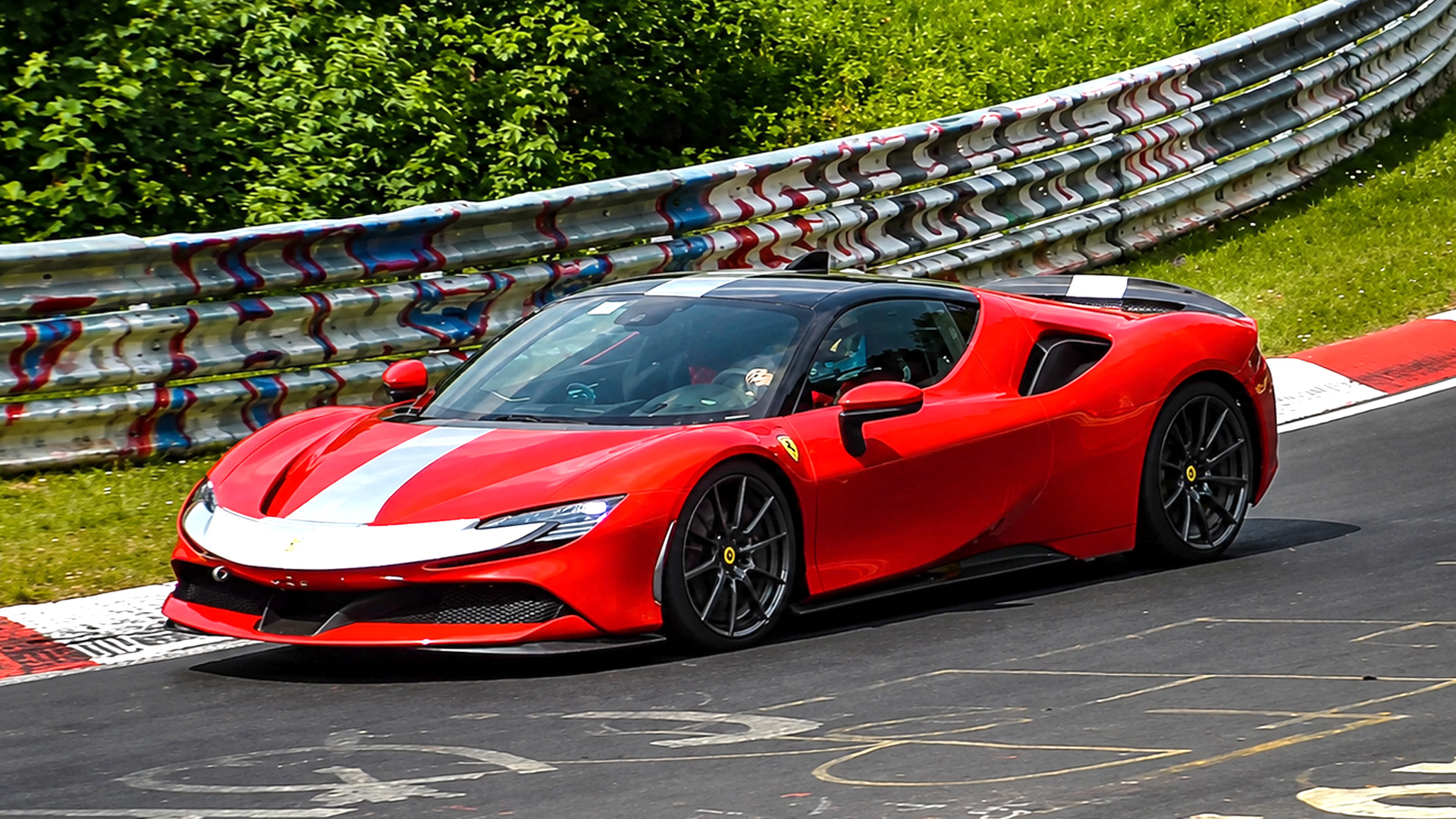 1,000 HP Ferrari SF90 Stradale spotted during extreme track testing