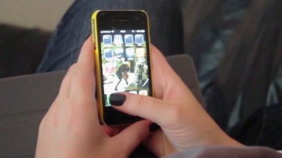 2 suspects face charges in connection with fake cell-phone scam at Iowa ...