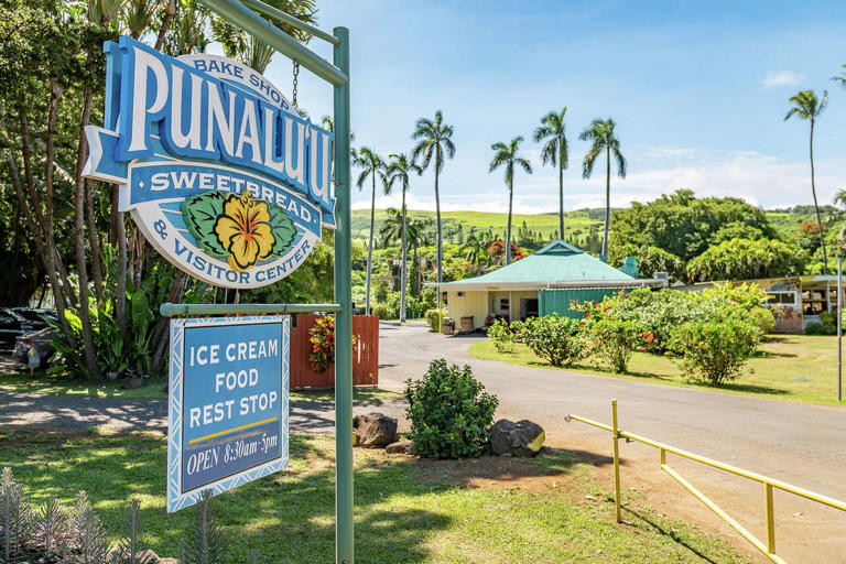 People drive hours in search of Punaluu Bake Shop, Hawaii's most remote ...