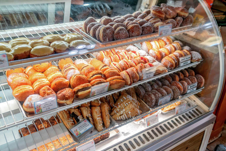 People drive hours in search of Punaluu Bake Shop, Hawaii's most remote ...