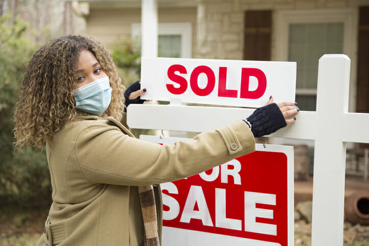 Can you avoid capital gains by buying another home?
