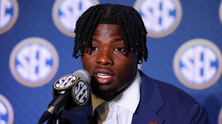 Emerging college football star draws RG3 comparison at SEC Media Days