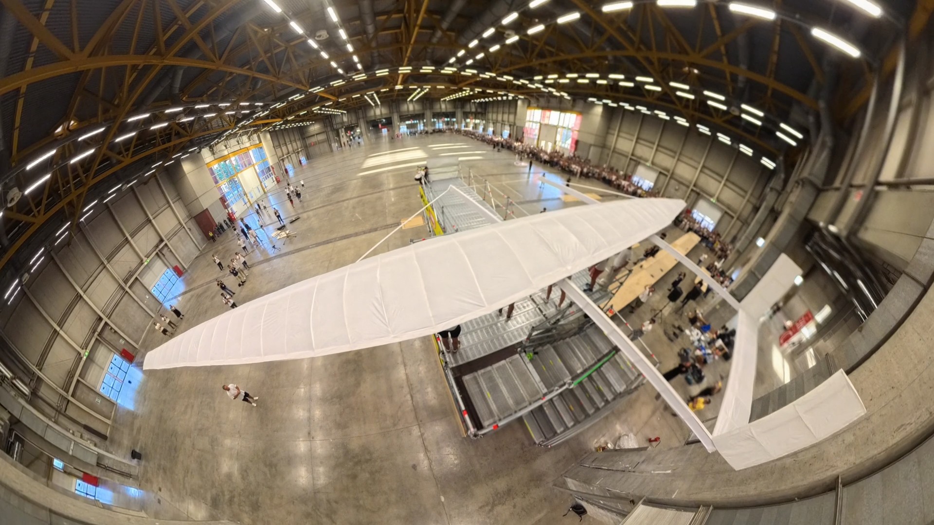 Largest paper aircraft - 20.04 metres (65.75 ft) built by Progetto ...