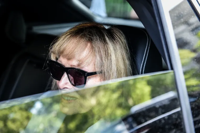 Supreme Court signals Trump's E Jean Carroll rehearing bid could fail soon