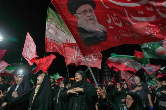 Trung Đông sáng 25-7: Tướng Iran dọa mạng đổi mạng với binh sĩ Mỹ; Saudi Arabia không kích Houthi