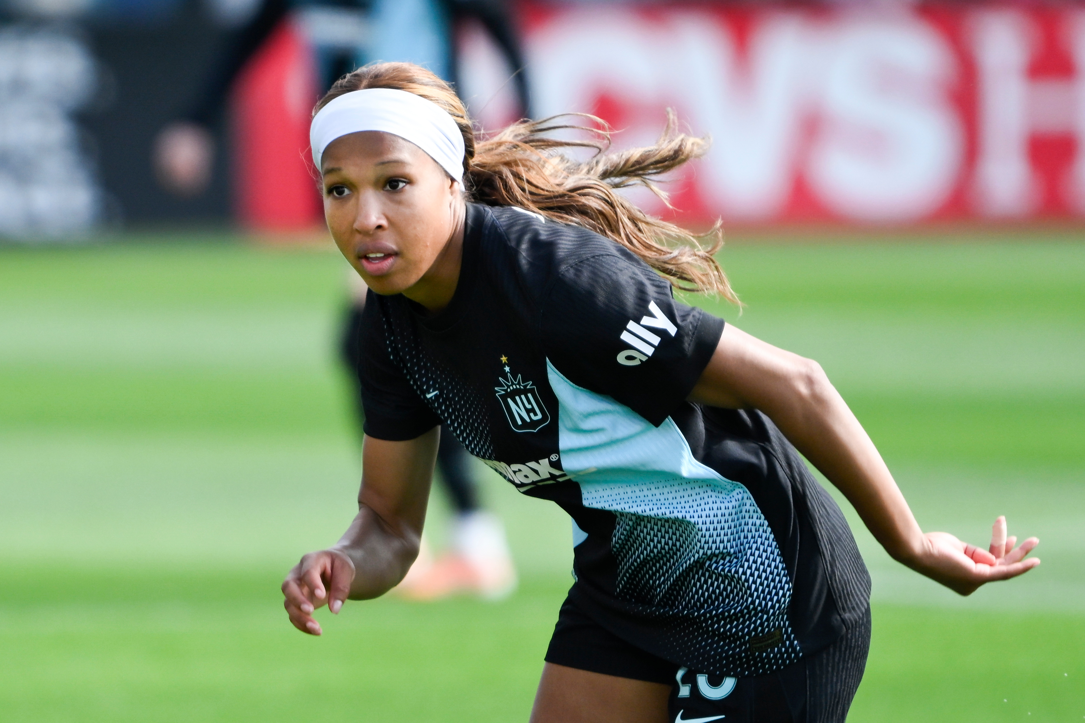 Sam Kerr scores for Gotham FC in 2-2 draw with the Portland Thorns
