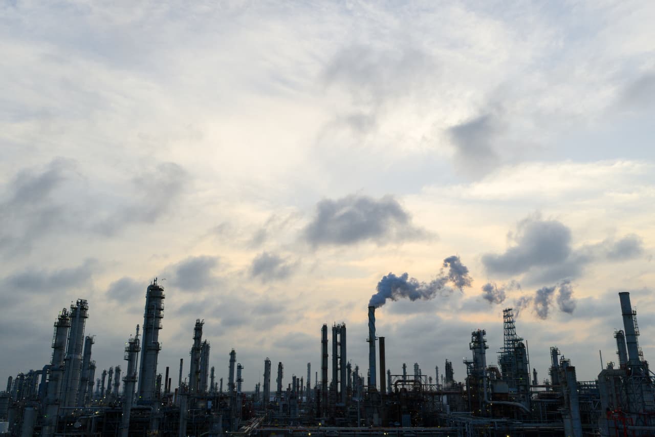 The Iran war pushed oil past $100. China and the Fed could send it lower.