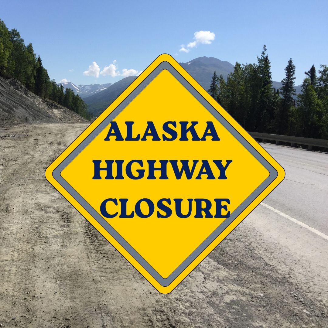 Major crash shuts down Sterling Highway