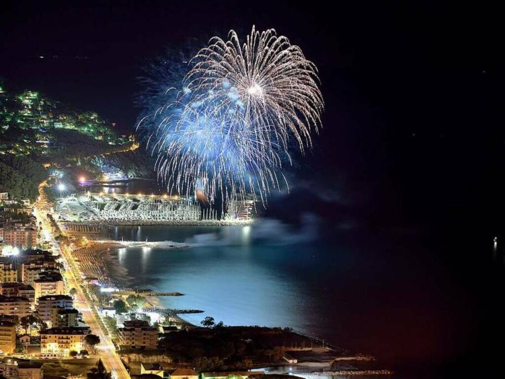 Fuochi d'artificio: Osa e Pai chiedono ai Comuni modelli più sicuri e sostenibili