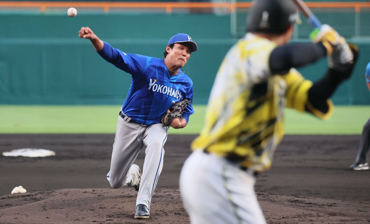 阪神・森下昇太が藤浪晋太郎の投球に本塁ベースから離れて対応、批判も… 選手からは「気持ちは分かる」の声