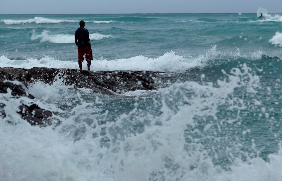 Hurricane Fausto expected to weaken before reaching Hawaii, officials urge residents to prepare now