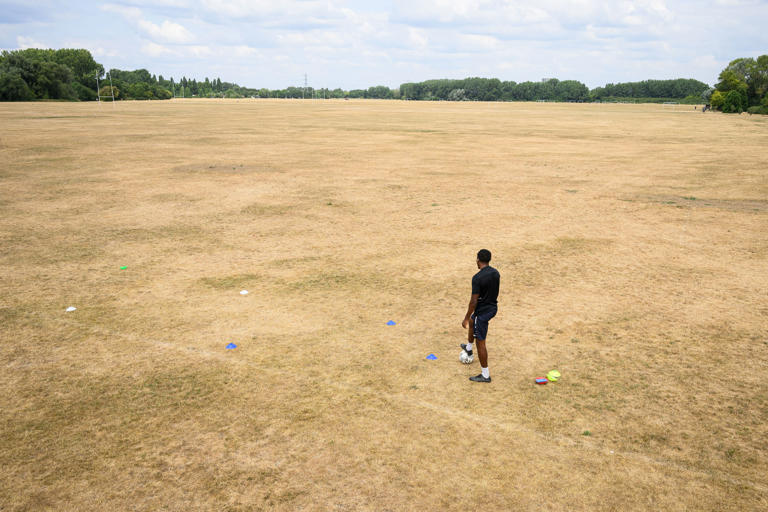 Concerns of drought have been raised across the UK after weeks of heatwaves and dry conditions (Getty)