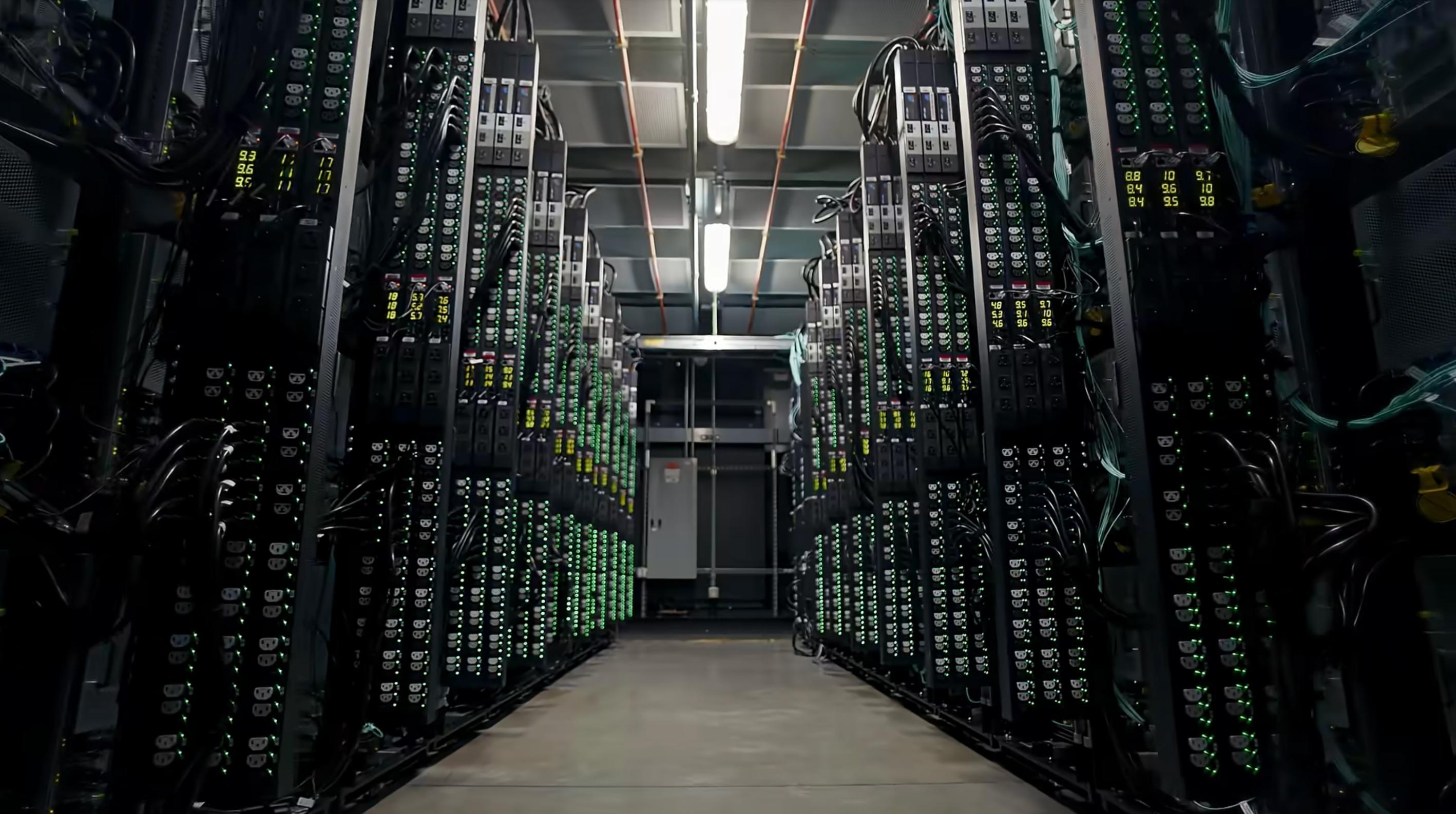 Microsoft 365 outage: Azure maintenance bug wiped IP routes, taking ...
