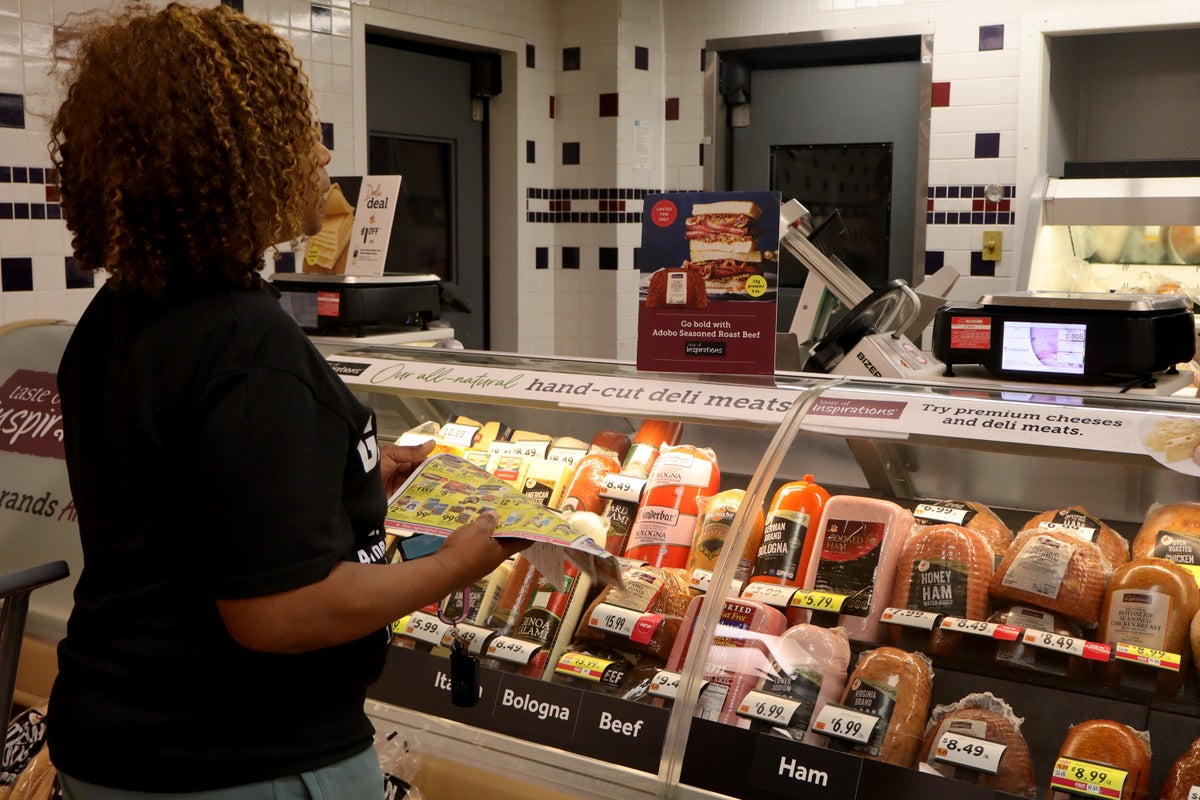 The Americans changing how they shop amid soaring grocery prices