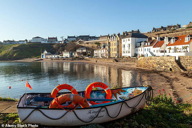 The beautiful beach at the village of Kinghorn, in Fife, where water in the bay has been reported to contain high levels of bacteria