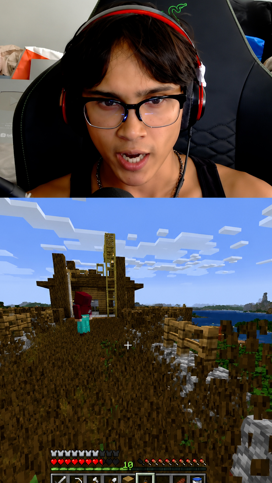 Unexpected structural collapse in Minecraft gameplay