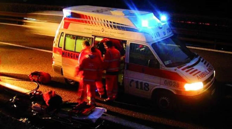 Tragico scontro tra auto e tir sulla SS 100 a Mottola: un morto e due ...