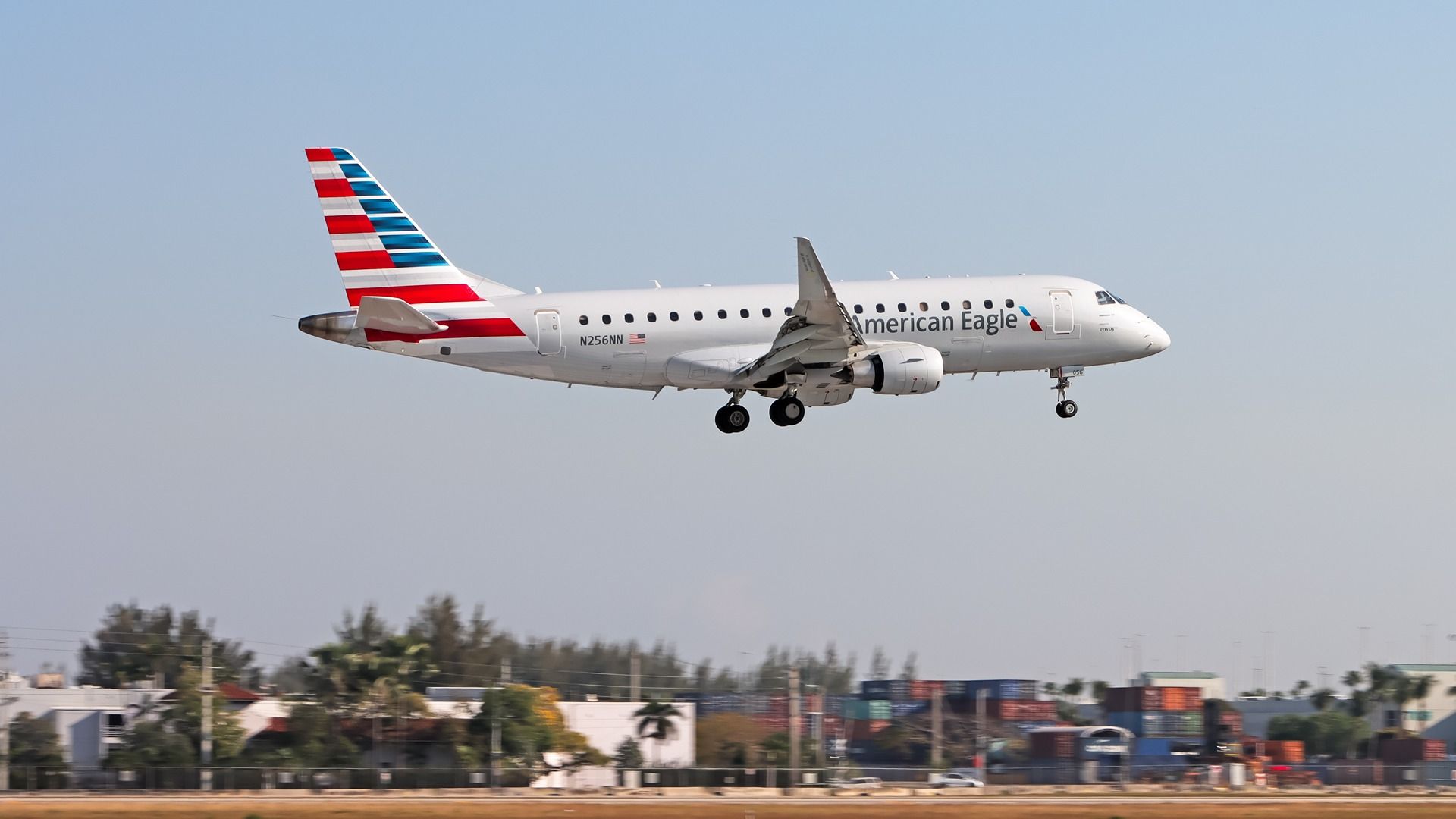 Only 64 miles: American Airlines' 11 new ultra-short international ...