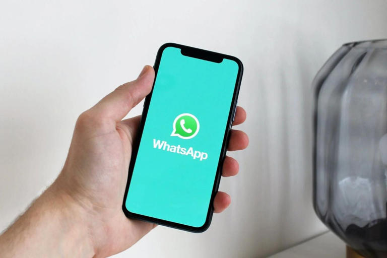WhatsApp said to be testing iOS-like appearance for Android with ...