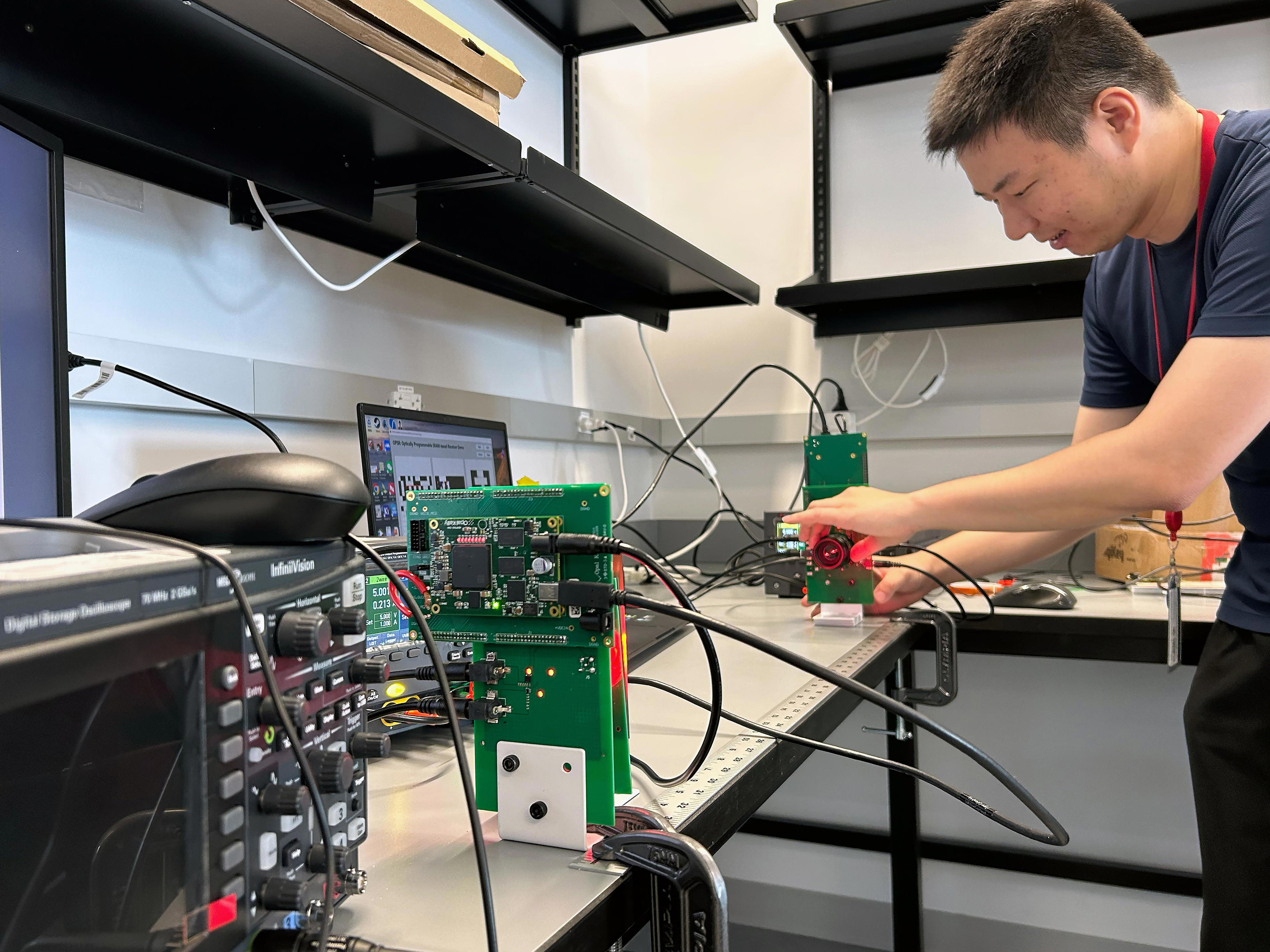 Optical tech would update a robot’s AI on the fly