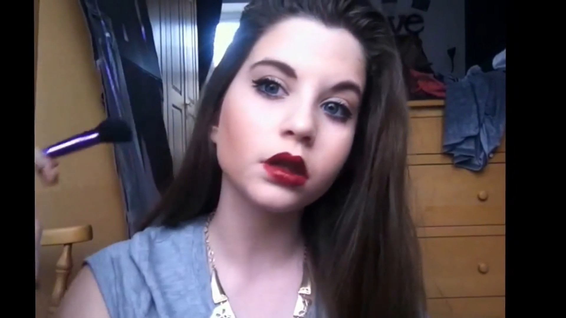 Easy rocker chic makeup tutorial: 5 steps to edgy grunge glam!