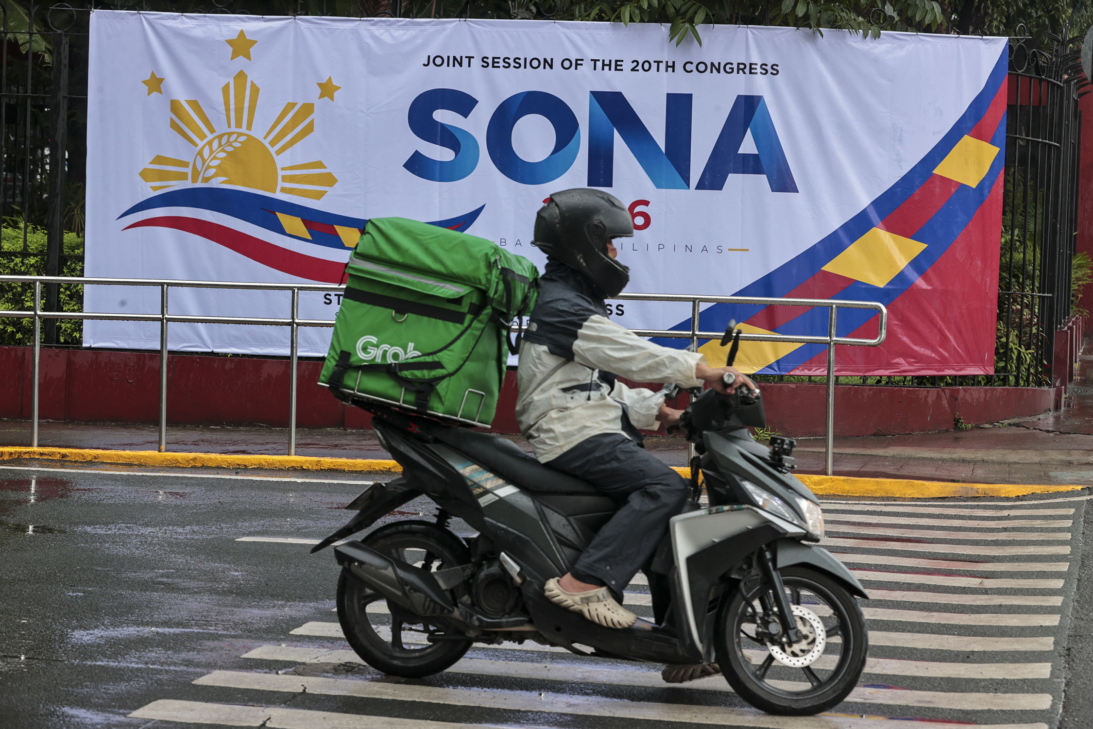Dole orders safety measures for riders amid extreme heat