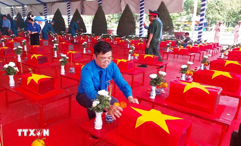 Hành trình phục dựng ký ức và sứ mệnh tri ân của một dân tộc