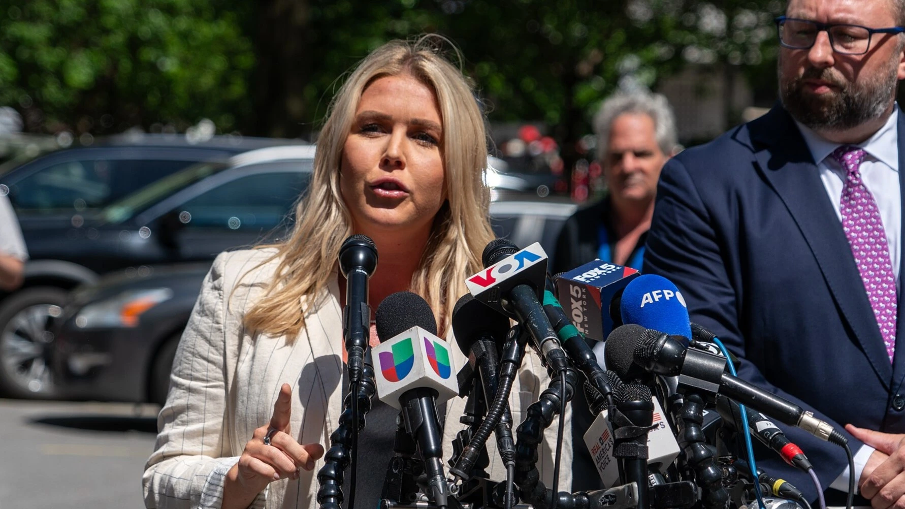 Just weeks after leaving: Karoline Leavitt plans on releasing book ...
