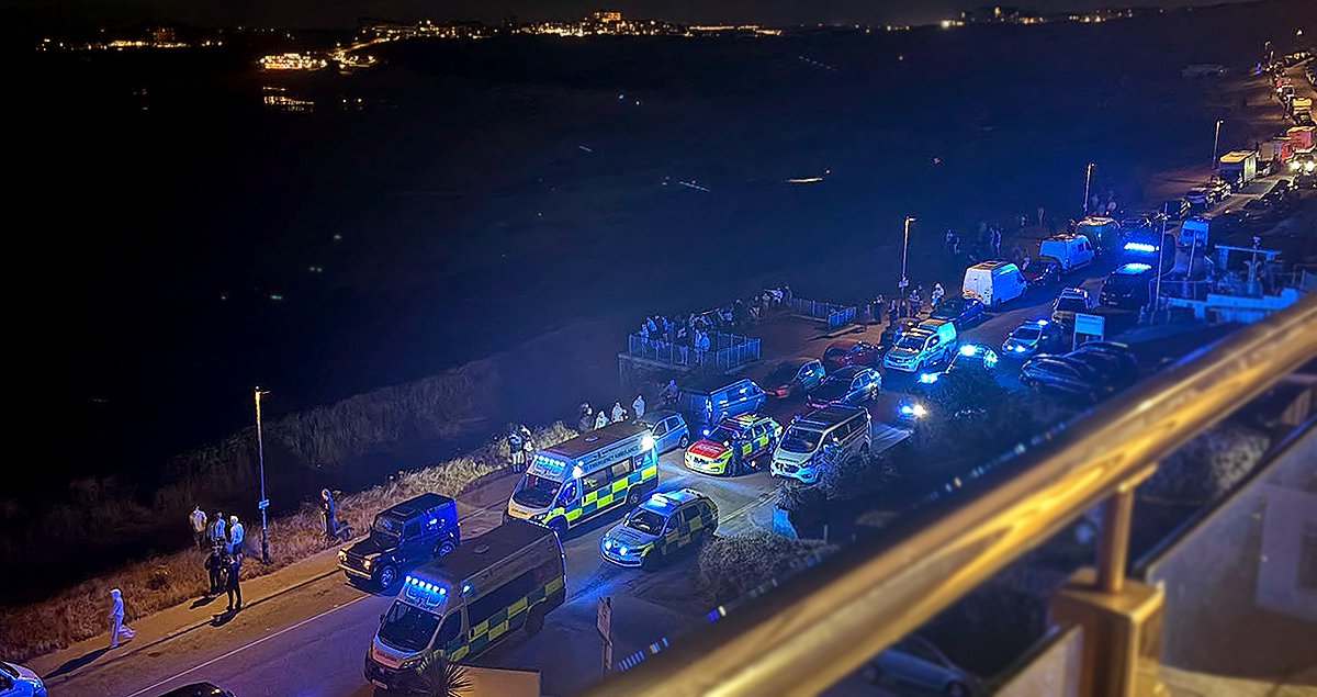 Dad and daughter die after being pulled from sea in Cornwall