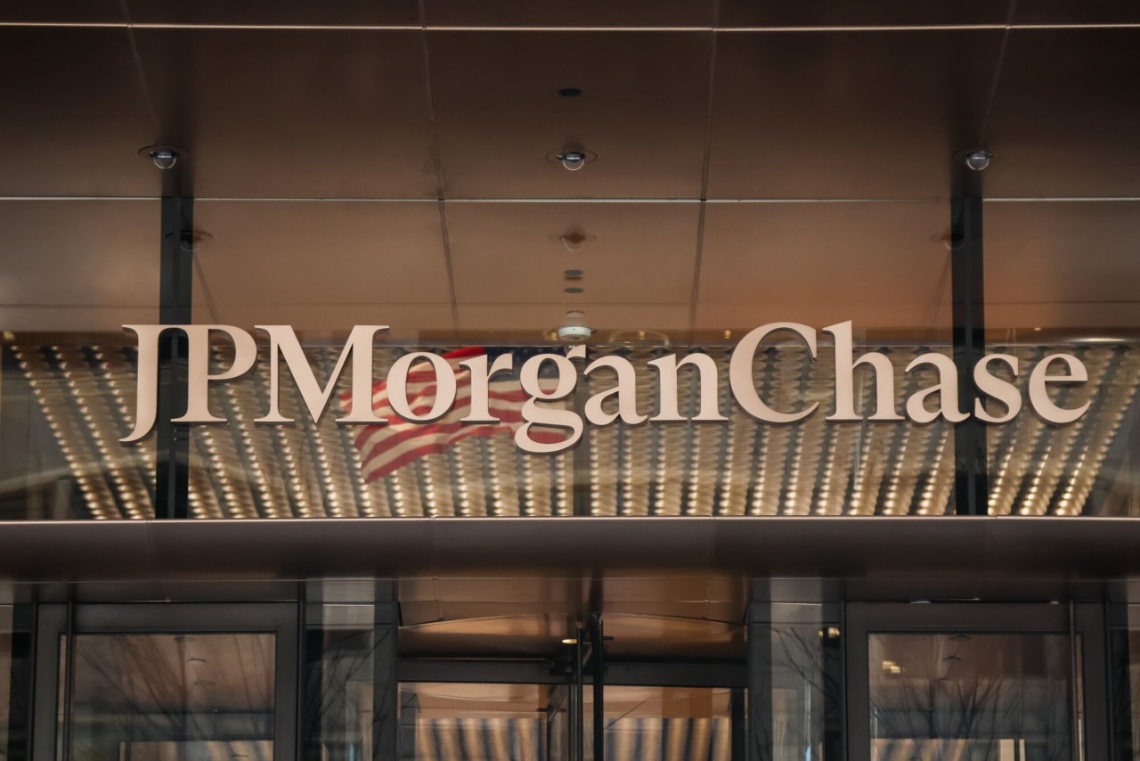 Ex-JPMorgan banker alleges racism, sexual assault in federal lawsuit