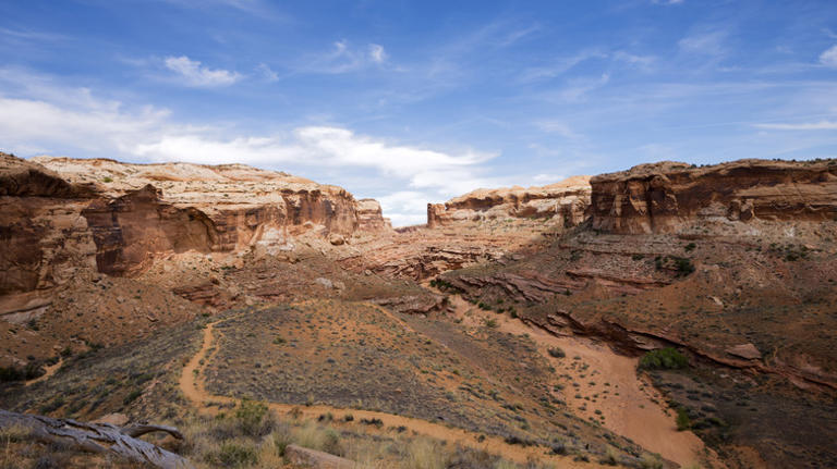 Utah's Great Gallery is ancient, mysterious art on large sandstone ...