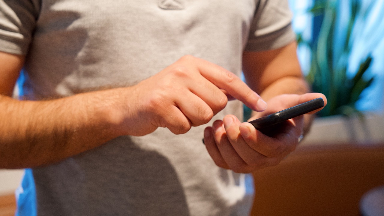 One text promising easy work-from-home cash cost a man $10,000 in crypto
