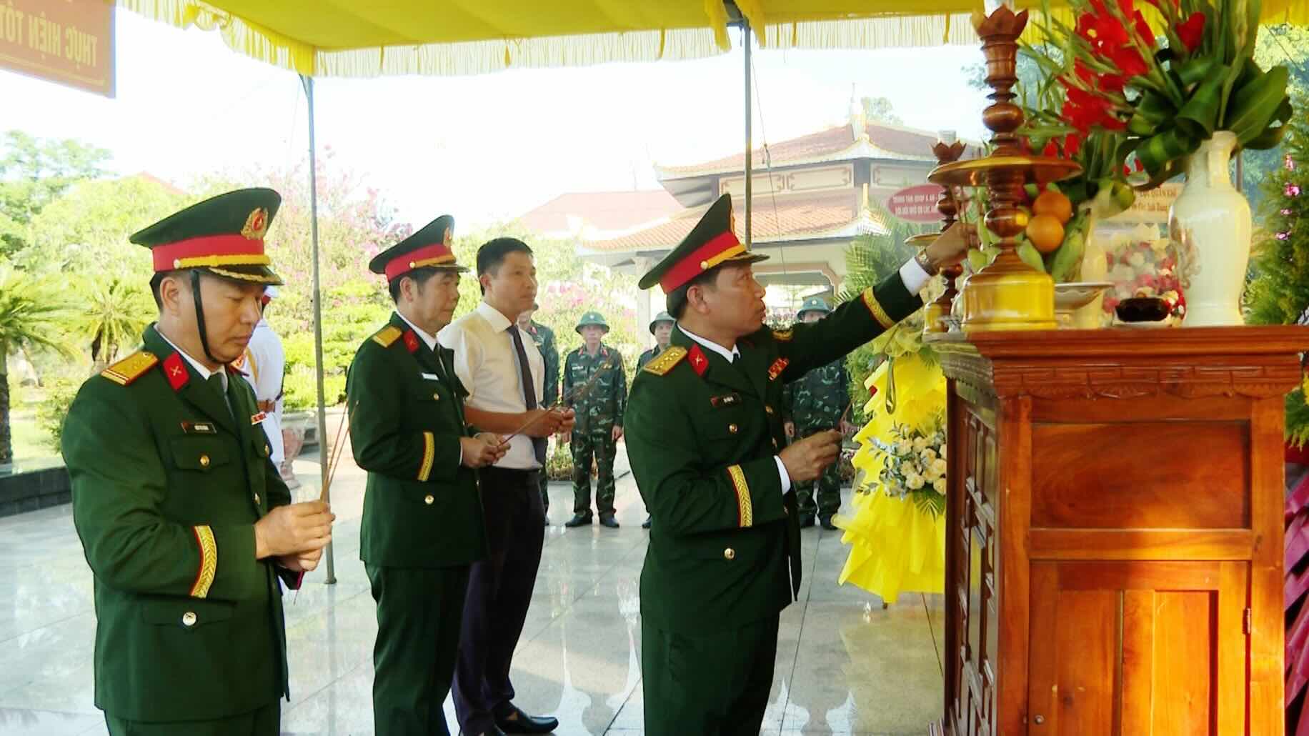 Huế truy điệu, an táng hài cốt liệt sĩ tìm thấy tại ga Hương Thủy