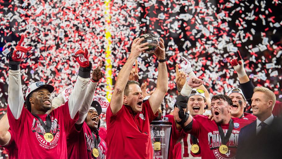 Big Ten media makes a familiar mistake with Curt Cignetti, Indiana in ...