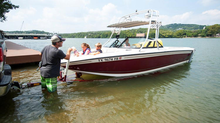Jet skis temporarily banned at Lake Austin during holiday weekend; new ...