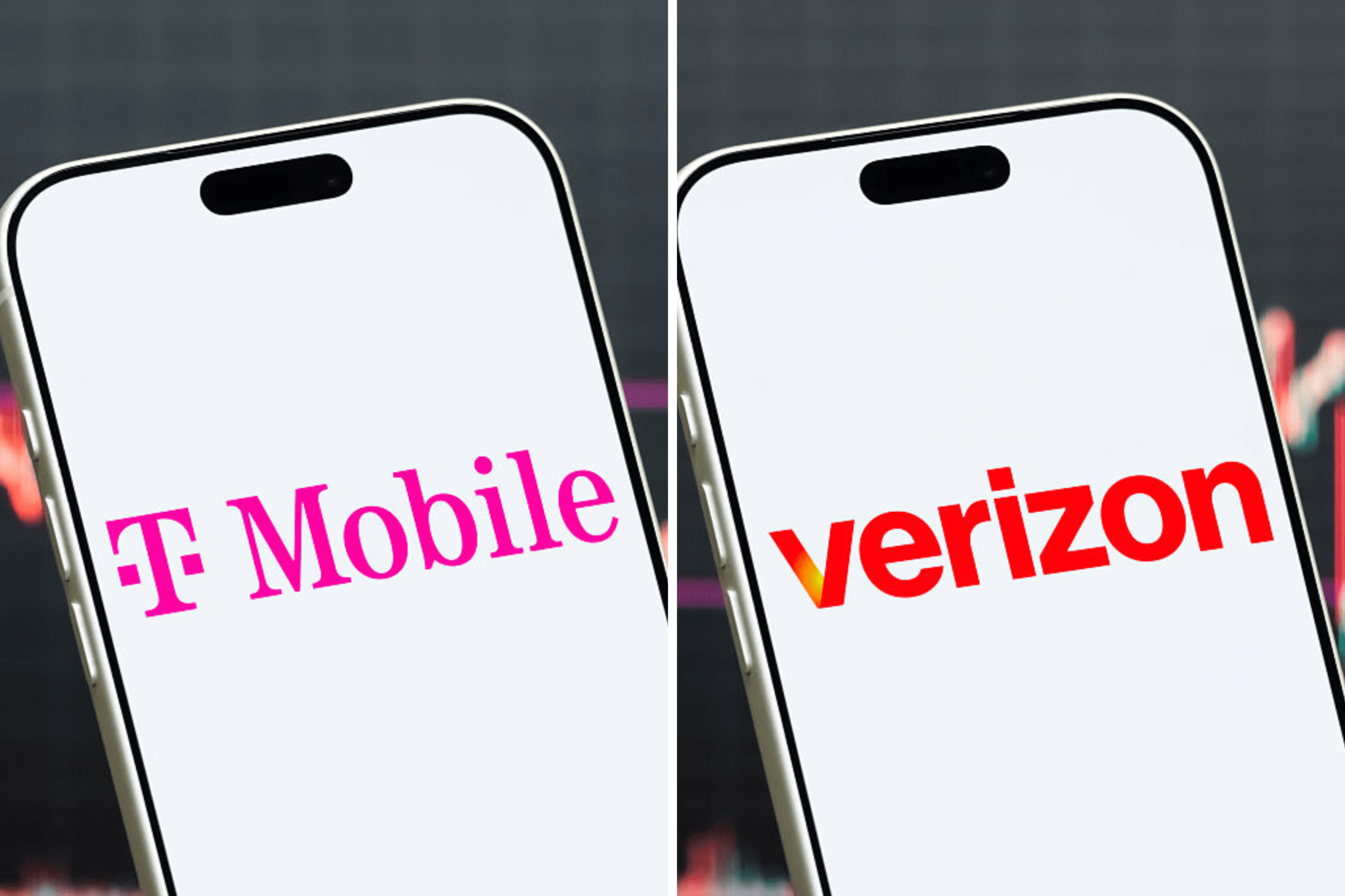 Verizon and T-Mobile users report outage