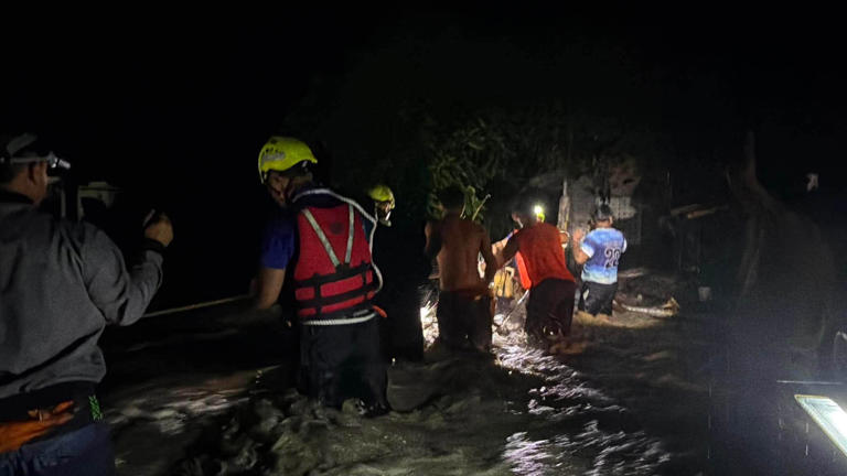 100 families in Sultan Kudarat town evacuated due to flash floods