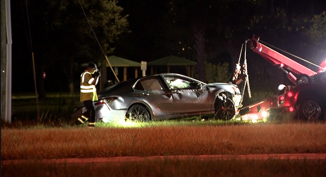 Daytona Beach homicide suspect dies after crash into Titusville pond during chase, police say